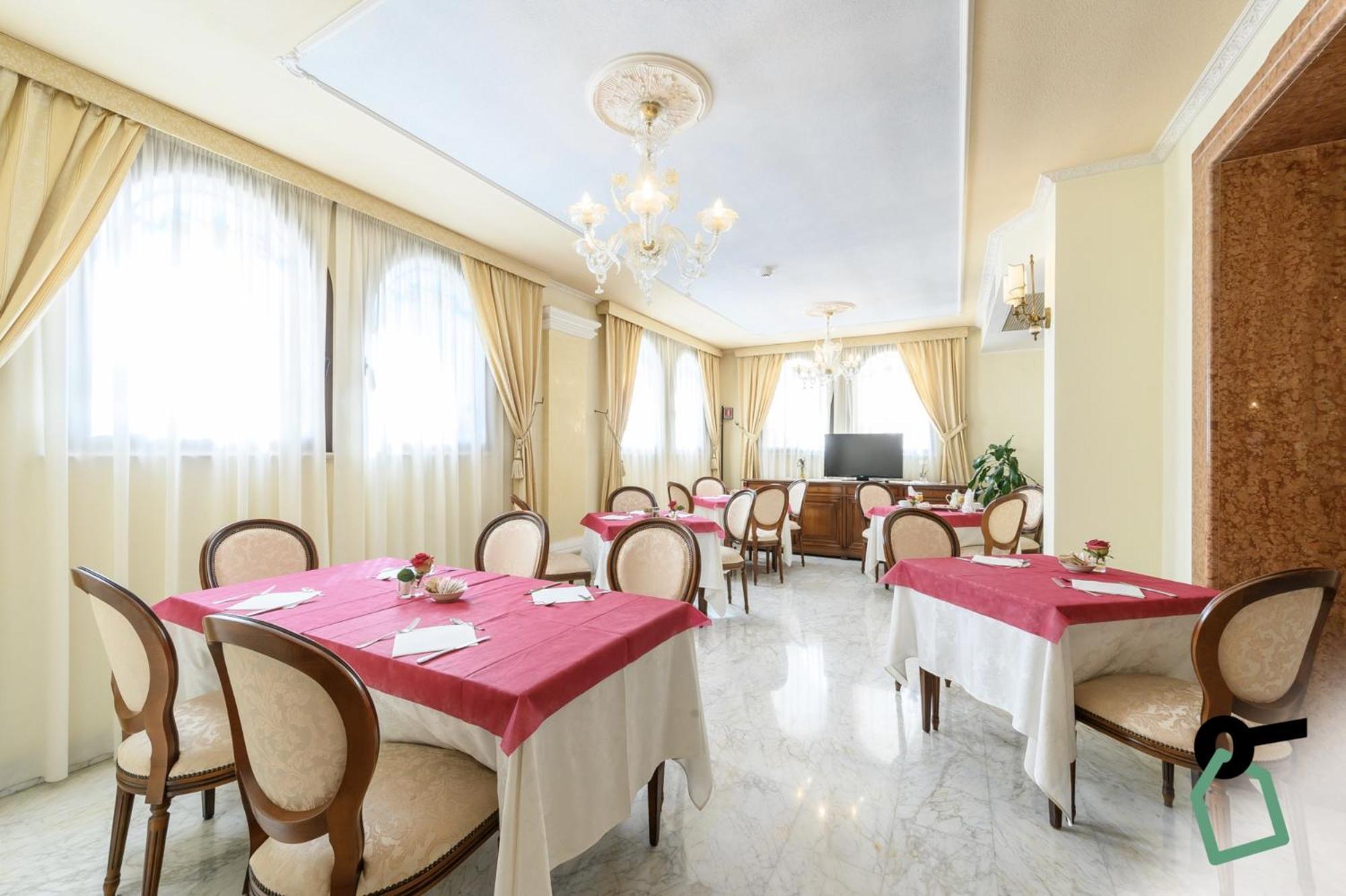 Hotiday Room Collection - Olbia Porto Dış mekan fotoğraf